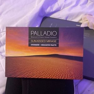 eyeshadow and highlighter palette